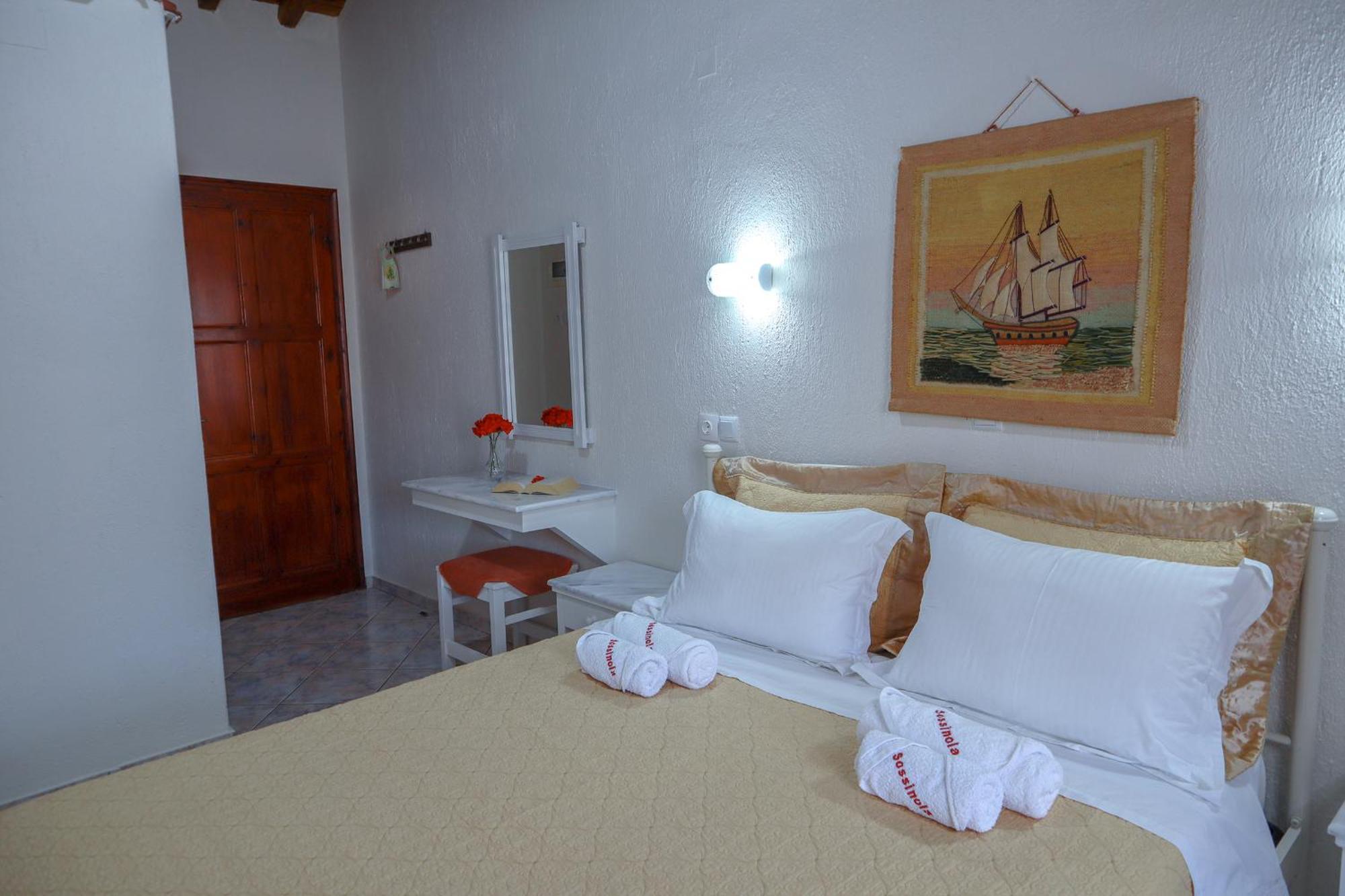 Sossinola Aparthotel Steni Vala Alonissos Bagian luar foto